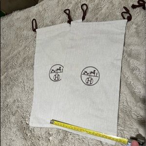 8 slim Hermes dust covers